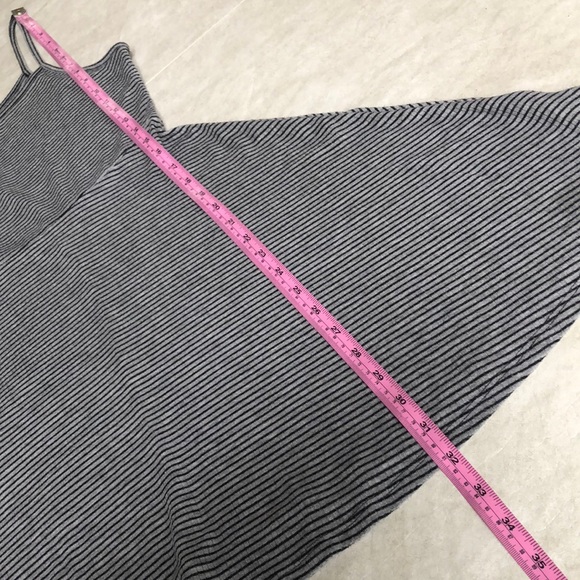 Forget 21 Women’s Spaghetti Strap Swing Dress Gray Black Stripes Size M - Picture 4 of 10